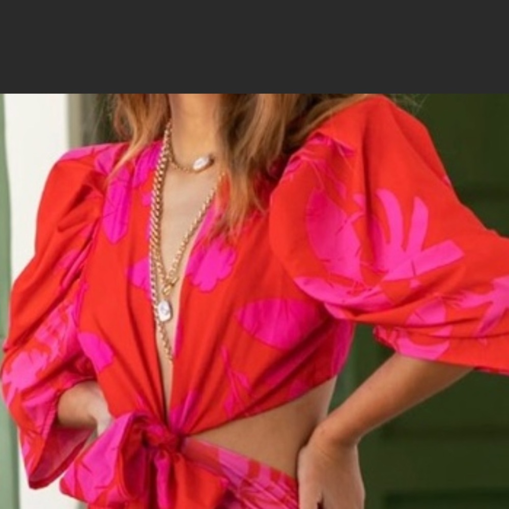 Mar a Mar Mariana top size large new with tag red and pink